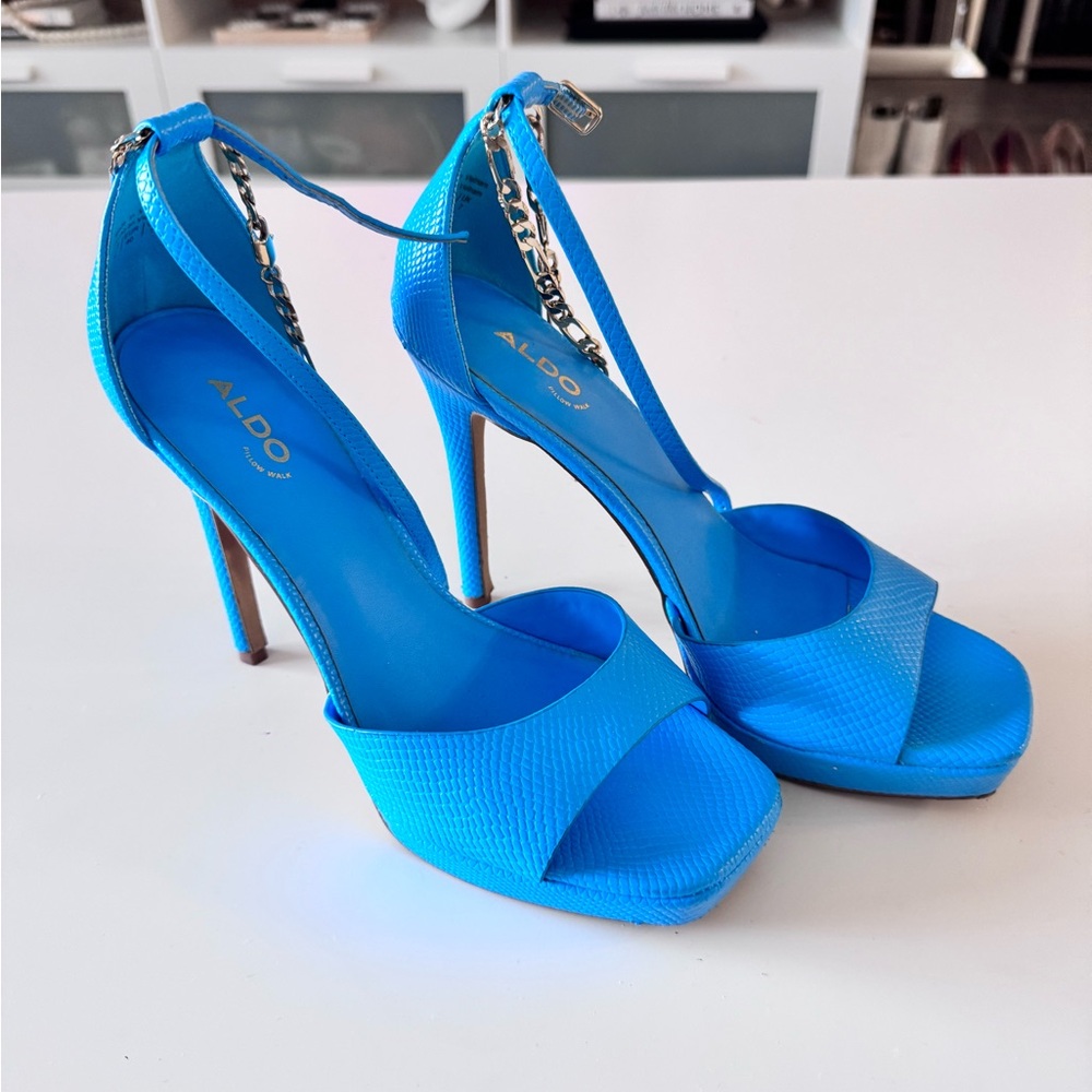 Aldo Blue Peep Toe Heels - Picture 10 of 13